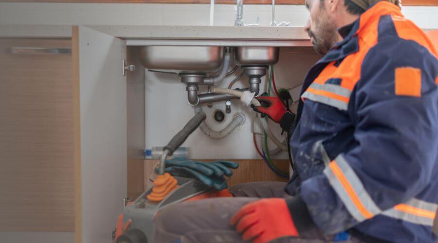 Local tankless water heater installation in Wyoming